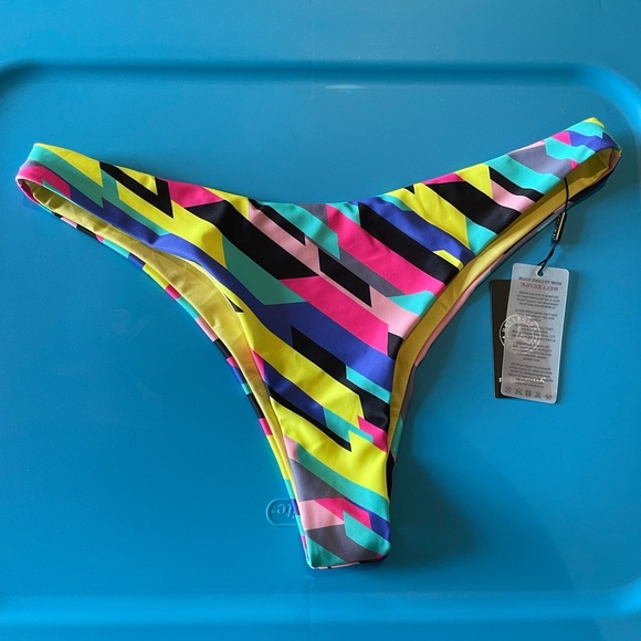 NWT bikini bottom - Picture 1 of 5